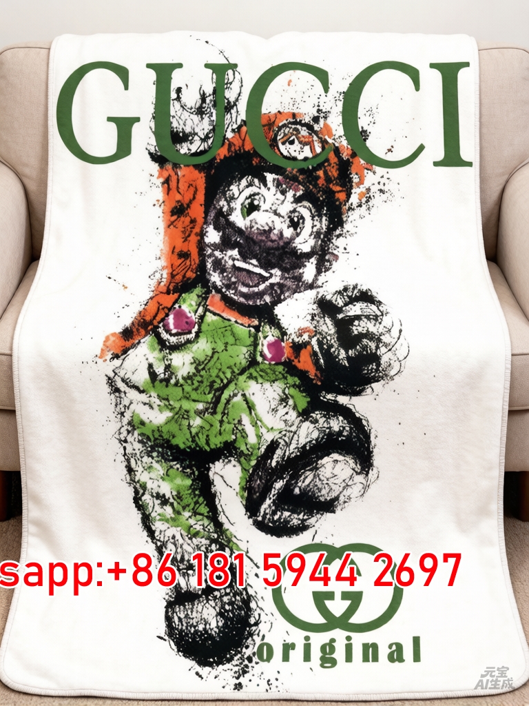 Gucci x Luigi Sketch Throw Blanket GGJY (22)